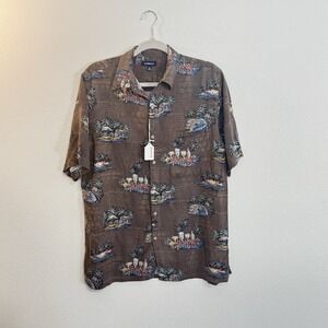Croft And Barrow Men's Shirt Size Medium  Button Up Short Sleeve Hawaiian Pocket